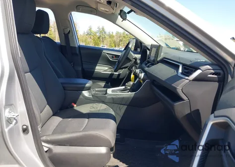 2021 Toyota Rav4 Le z USA, uszkodzony, nr VIN 2T3F1RFV7MW238816